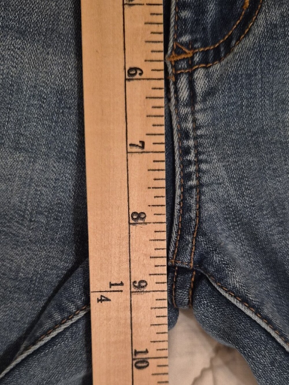 Judy Blue Skinny Fit Distressed Jeans- Size 7/28 - Picture 4 of 8